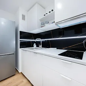  Apartment Unitapartament: Metro Poland