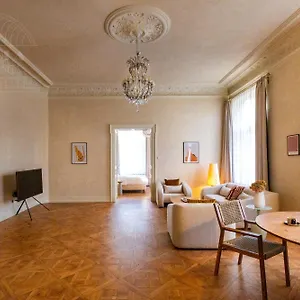  Apartment Fragola Old Town Poland